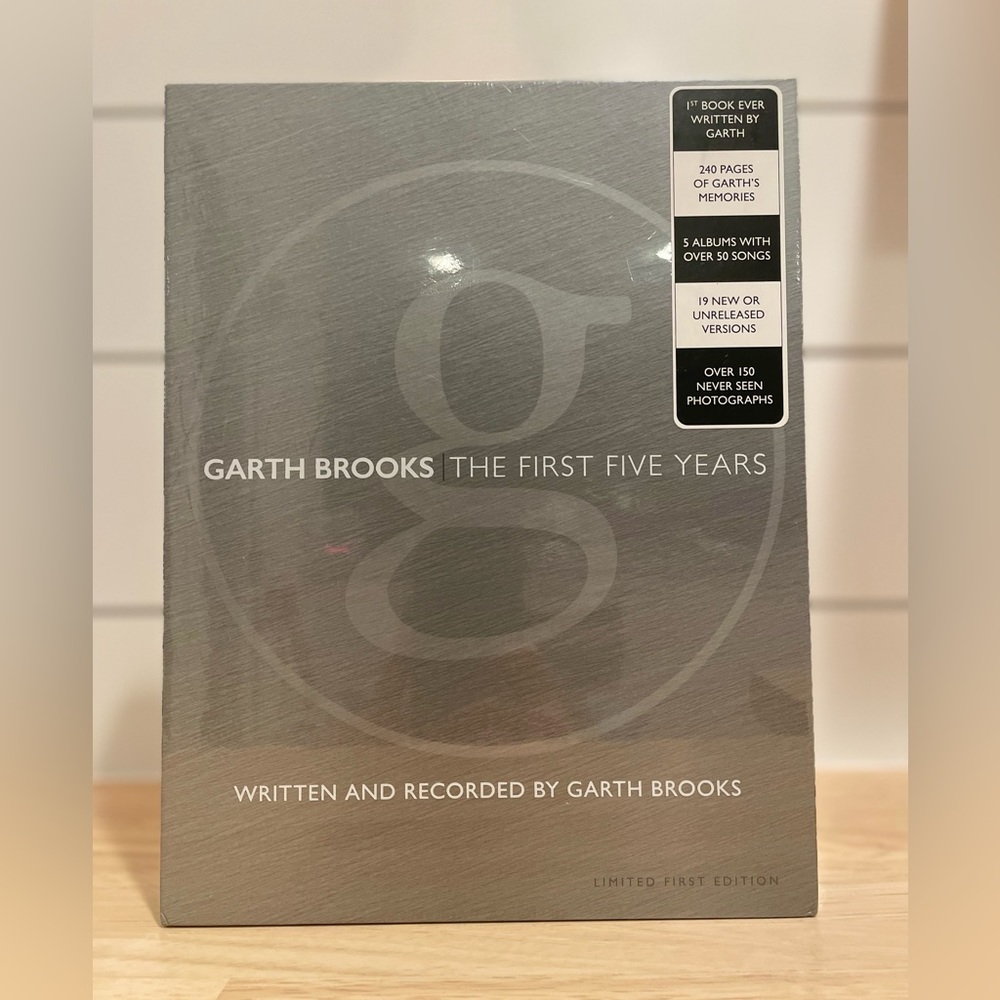 Garth Brooks | The Anthology | The First Five Years Book and 5 CD set